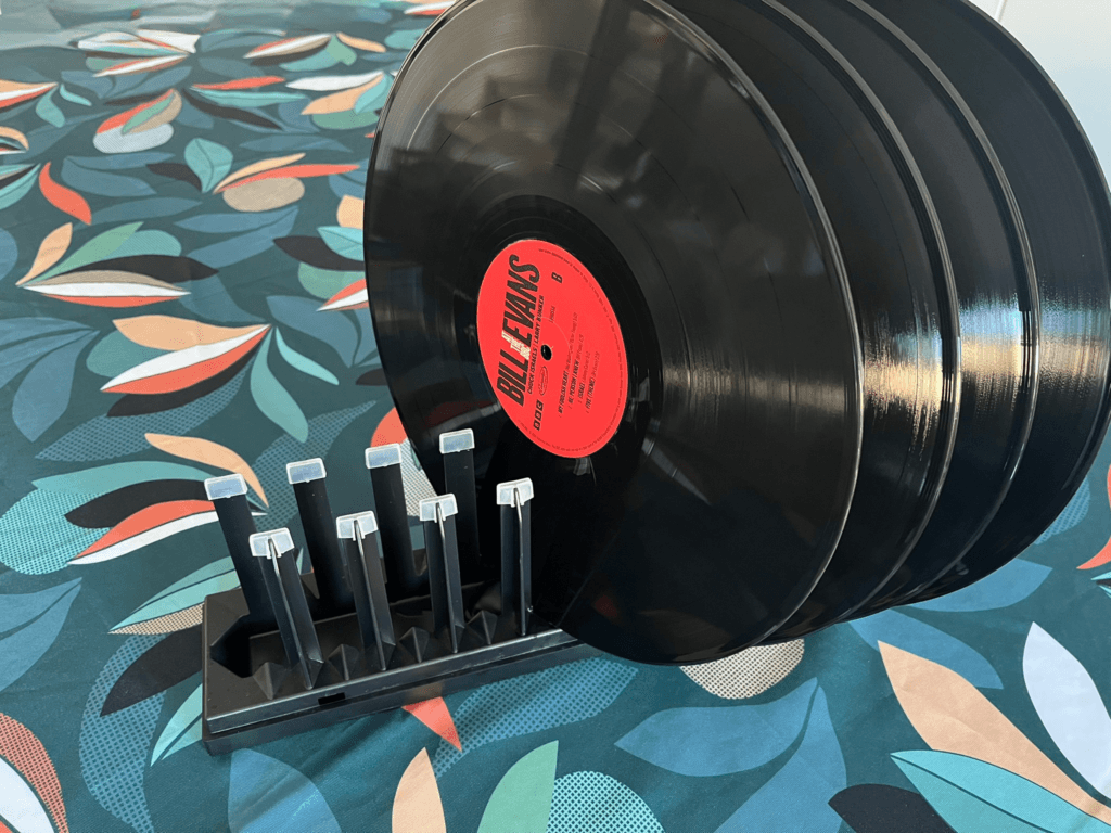 Comment nettoyer un vinyle : méthodes, produits et erreurs à éviter