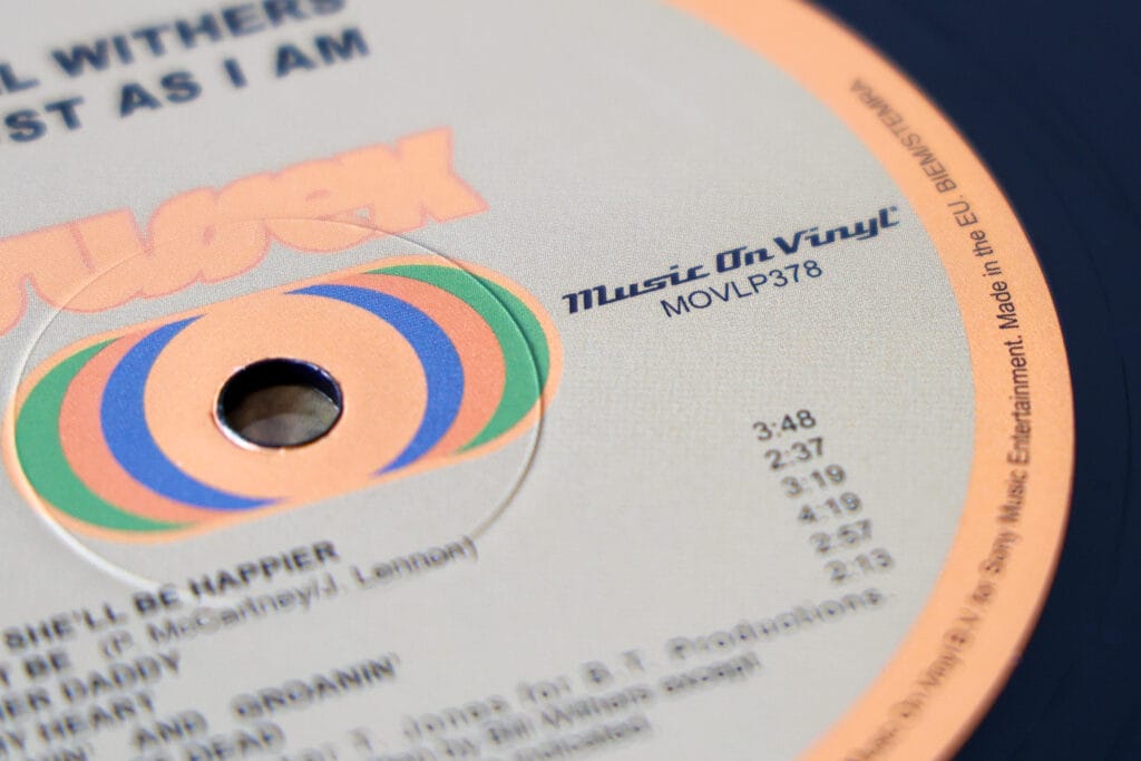 Mention Music On Vinyl imprimée sur un vinyle 180g - Illustration de l'article Vinyles audiophiles : 4 labels essentiels à connaître