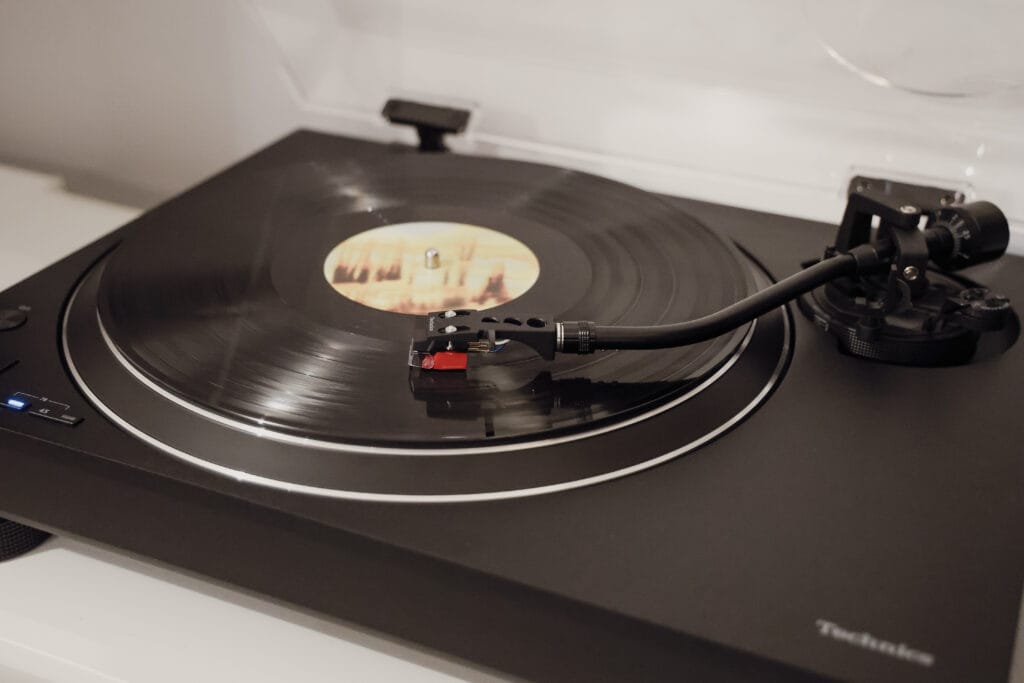 La Technics SL-1500C - Illustration de l'article Quelle platine vinyle choisir